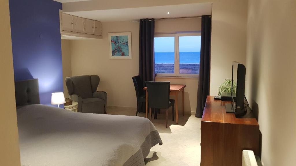 Beach Studio Meia Praia Interior